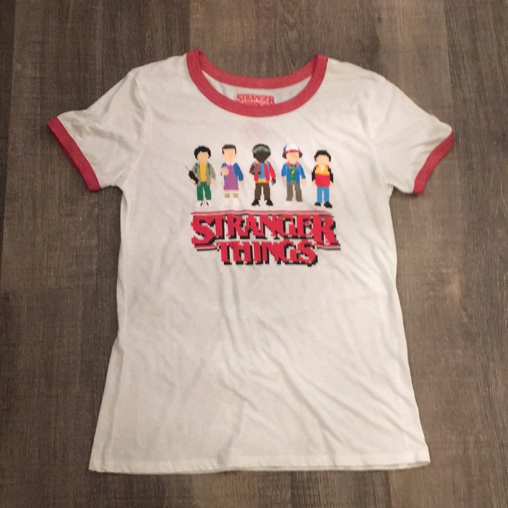 women’s stranger things graphic tee